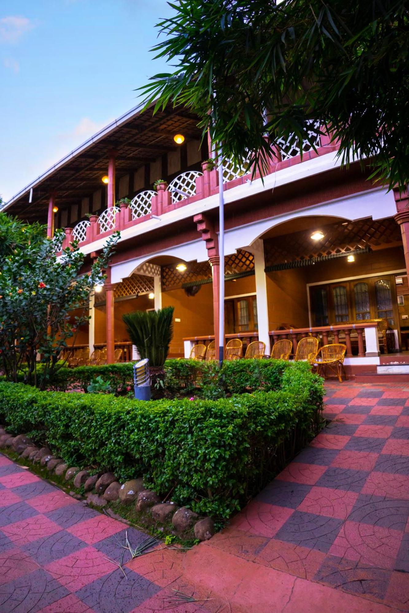 מסינאגודי The Nest Inn Resort מראה חיצוני תמונה